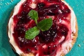 dainty blackcurrant cheesecakes